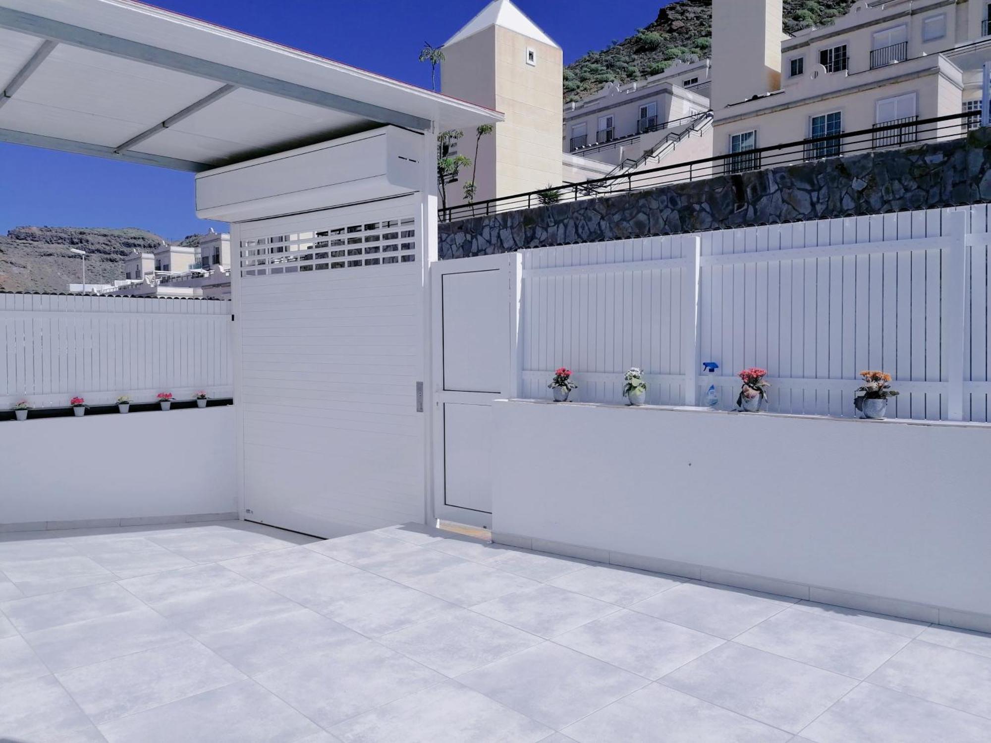 Big Villa Puerto Rico With Heated Saltwater Jacuzzi Pool & Bbq & Private Parking Exterior foto