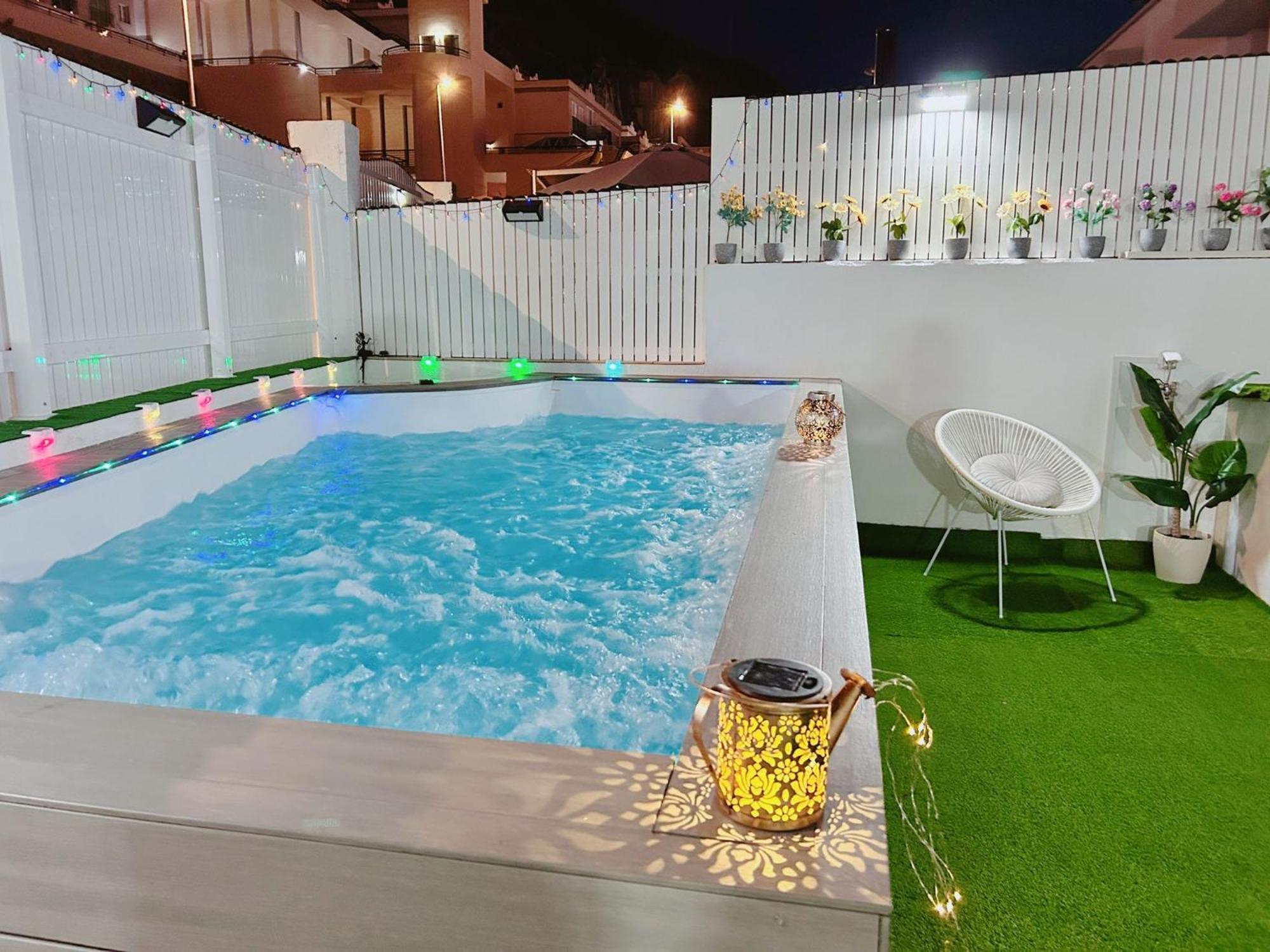 Big Villa Puerto Rico With Heated Saltwater Jacuzzi Pool & Bbq & Private Parking Exterior foto
