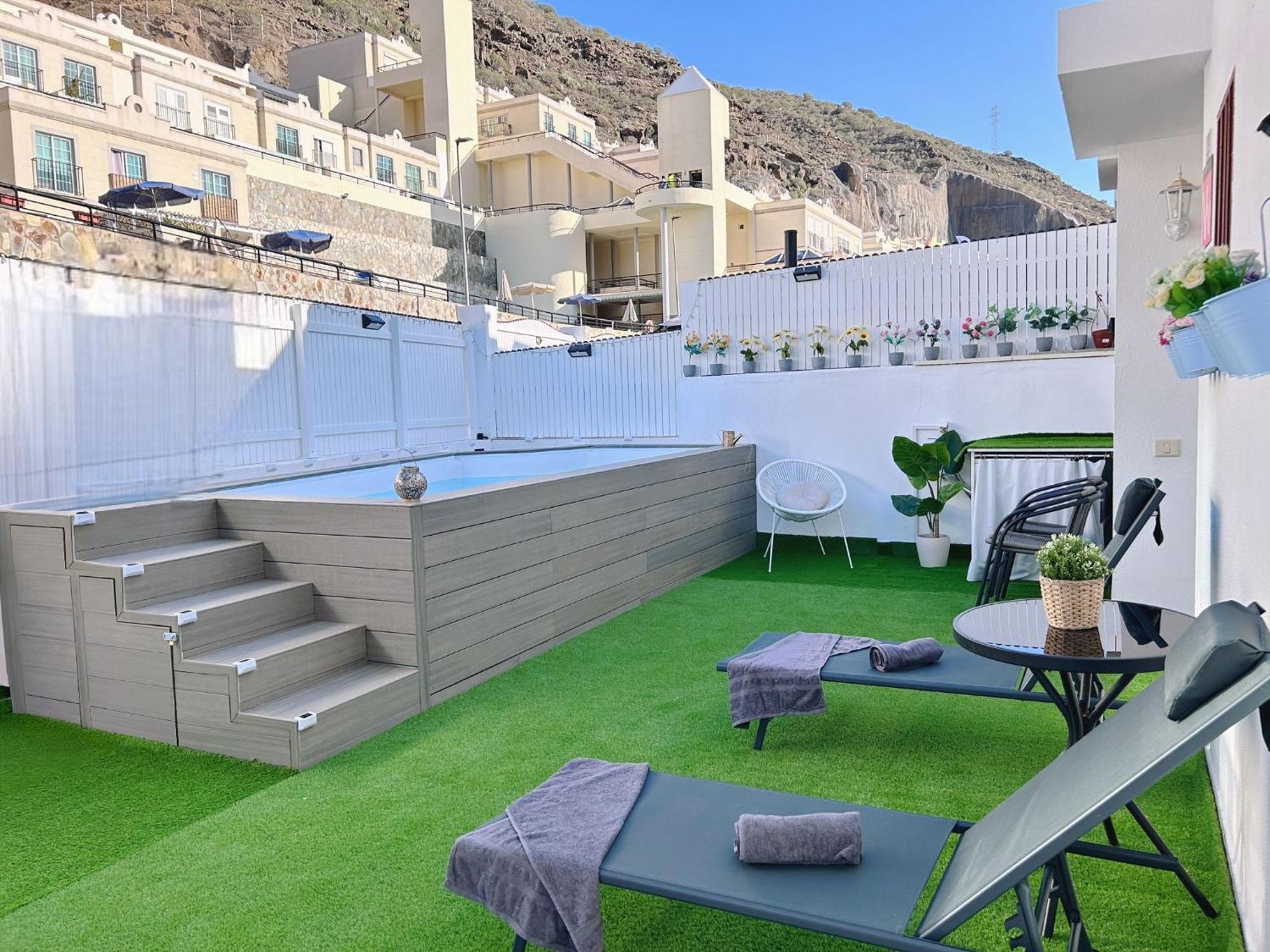 Big Villa Puerto Rico With Heated Saltwater Jacuzzi Pool & Bbq & Private Parking Exterior foto